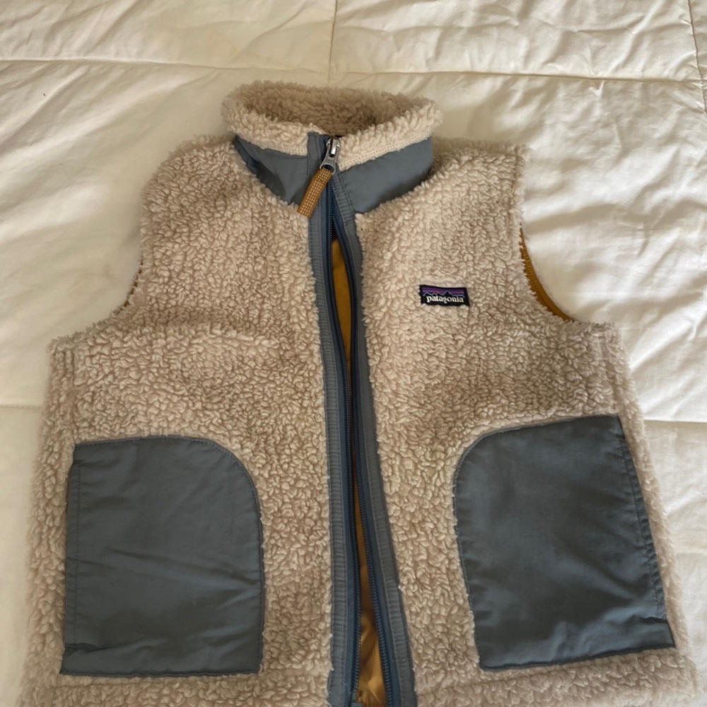 Kids Patagonia vest XS 5-6